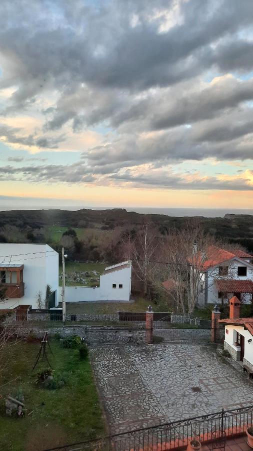La Casona De Villanueva De Pria Экстерьер фото